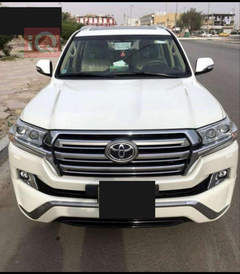 تويوتا لاندكروزر